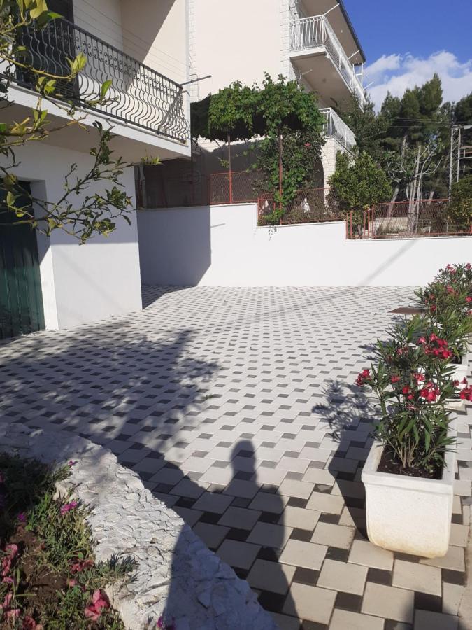 Apartmani Ami Podstrana Exterior photo